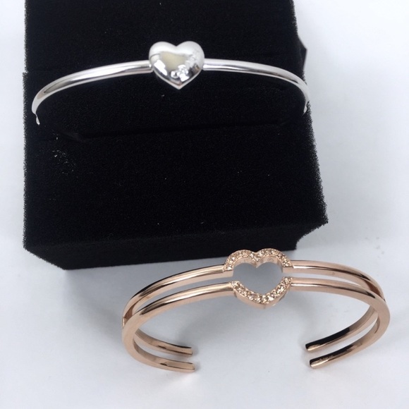 Coach Jewelry - NIB coach halo heart bangle